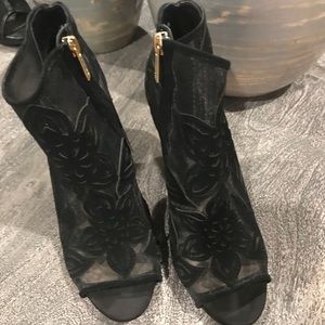 Jessica Simpson Heels